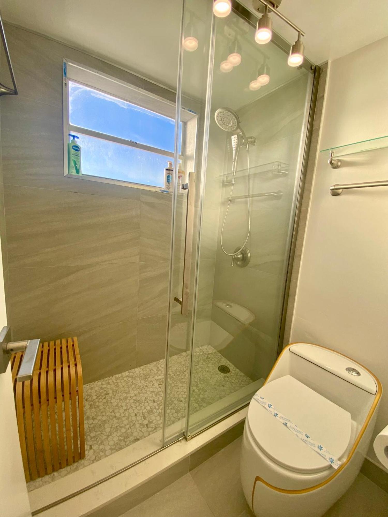 Panoramic Luxurious Waterfront One Bedroom Apartment With Miami Skyline View Free Parking 5Min Drive To Miami Beach Luaran gambar